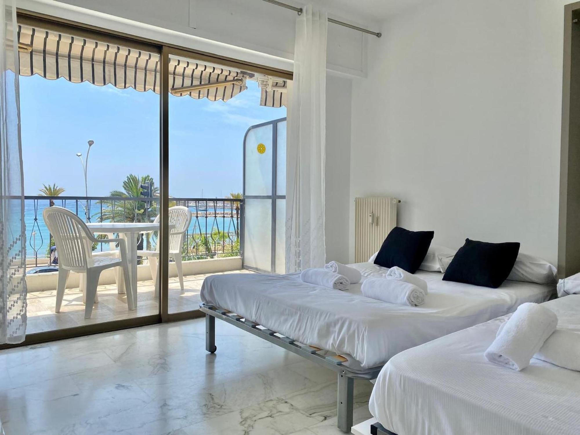 Le Mona Lisa, Vue Mer, Balcon Menton Buitenkant foto